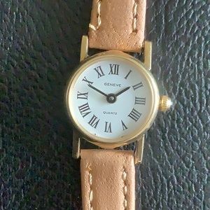 Ladies Geneve solid 14k gold watch